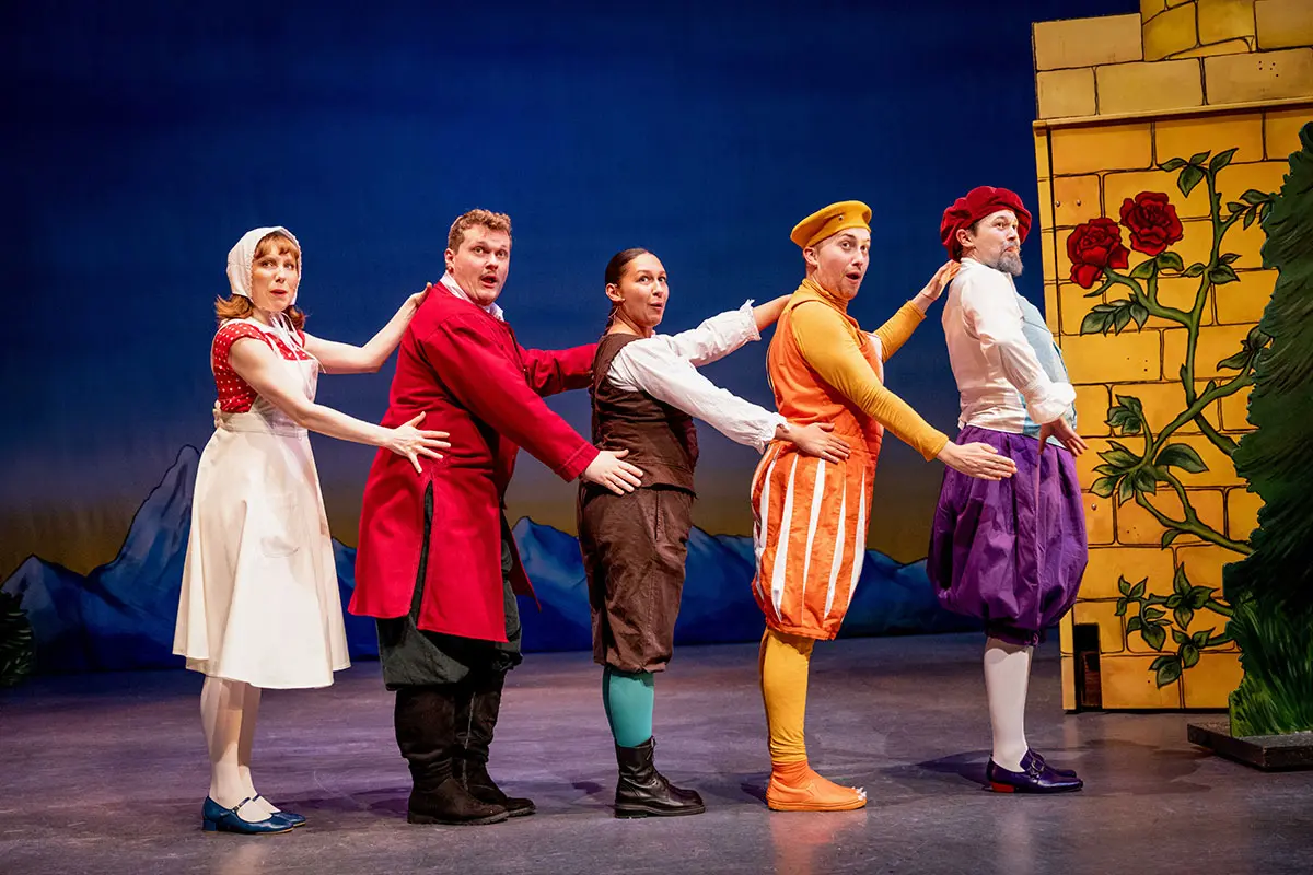 Zog and the Flying Doctors - Live on stage - UK Tour . Photography by © Mark Senior