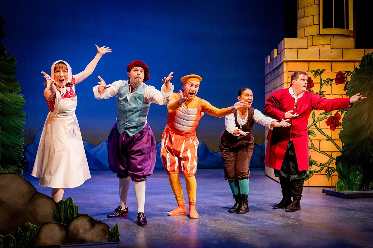 Zog and the Flying Doctors - Live on stage - UK Tour . Photography by © Mark Senior