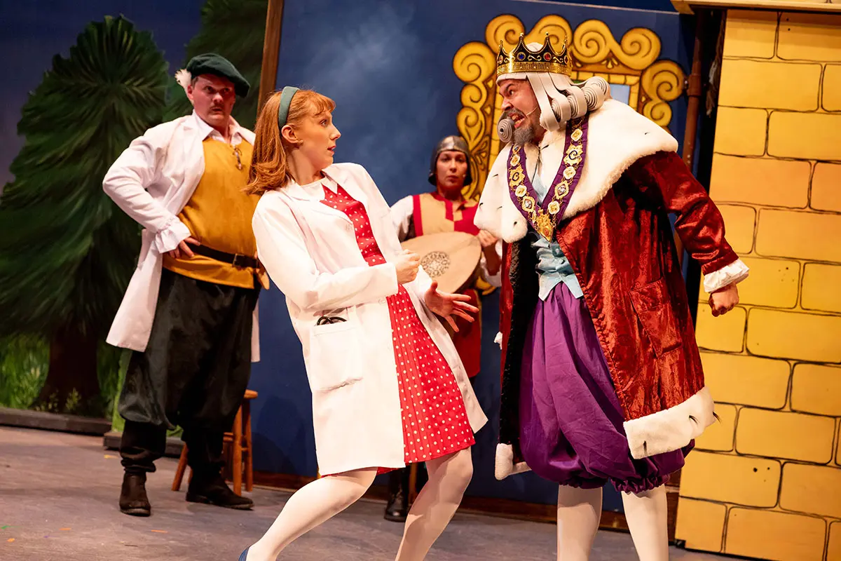 Zog and the Flying Doctors - Live on stage - UK Tour . Photography by © Mark Senior